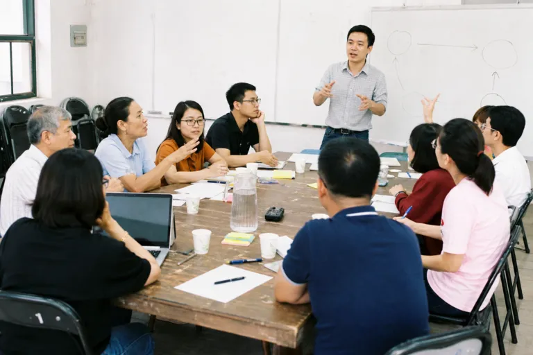 Running Effective Focus Groups in Vietnam: Best Practices for Clearer, Faster Insights