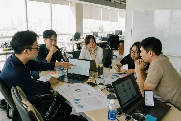 Brand Health Tracking Studies for Vietnam Market Research: Clear, Confident Decisions
